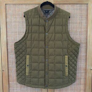 NAU Mens Insulated Vest Size XL